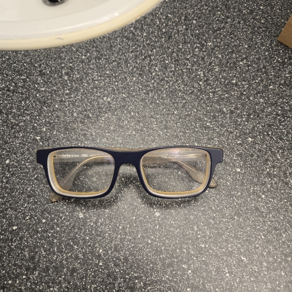 Pierre Eyewear - Picture 7 of 7